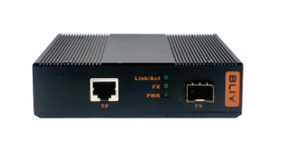 Industrial-grade 1-optical, 1-electrical, POE switch